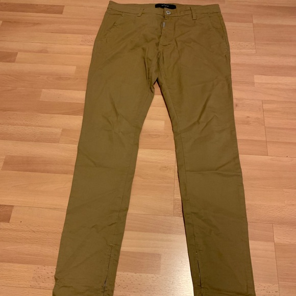 khaki zipper pants